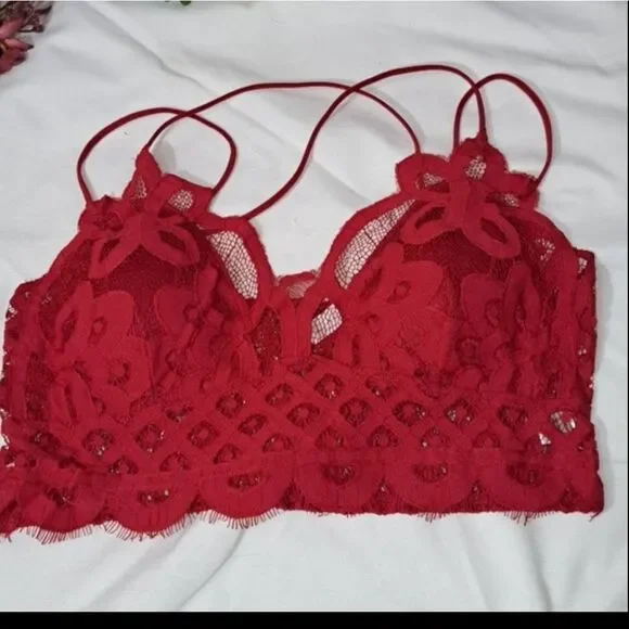 Zenana Outfitters Falling For You Bralette in Candy RED - Picture 11 of 11